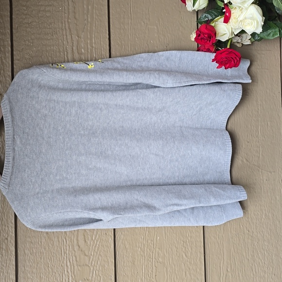 CAbi Gray Sweater with Bird Embroidery - Picture 10 of 11